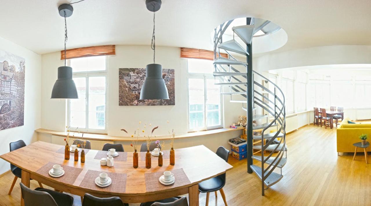 Loft13 Traumhafte Wohnung Mit Terrasse Fuer 8 Gaeste Monschau Exterior photo